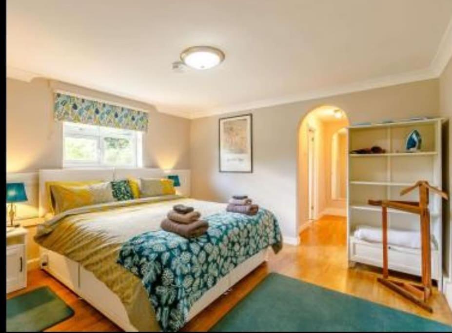 Вилла The Nook Located In A Beautiful Garden Setting With Parking Стратфорд-апон-Эйвон Экстерьер фото